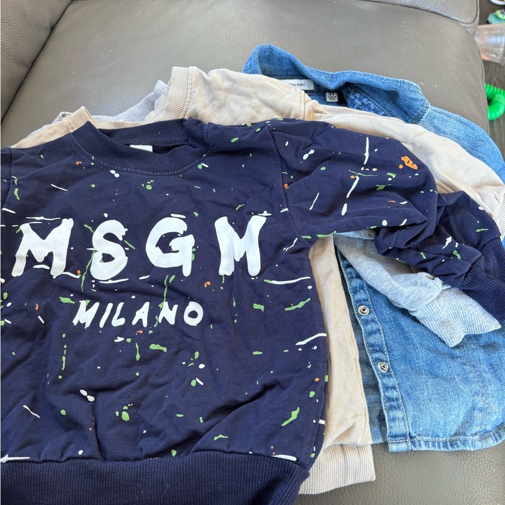 H&M Kids Navy and Blue Shirt Set
Lot of 4